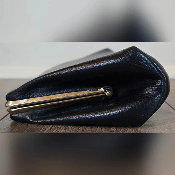Large Vintage Black Clutch Purse Wristlet - Picture 6 of 9